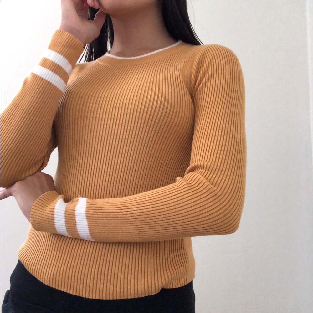 Forever 21 Orange with White Edge Ribbed Top sz S